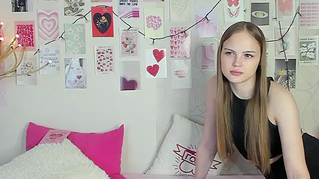 Snapshot of little_radiant_sun chatting on 13, 2, 2026 little radiant sun online show from 13, 2, 2026