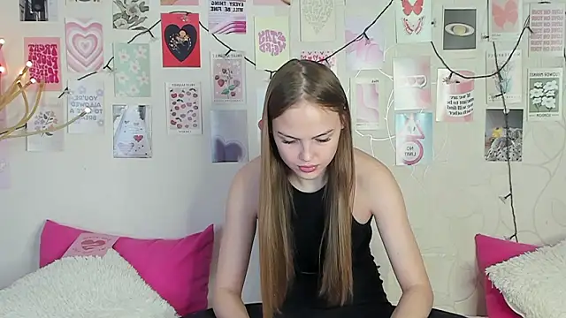 Snapshot of little_radiant_sun chatting on 14, 2, 2026 little radiant sun online show from 14, 2, 2026