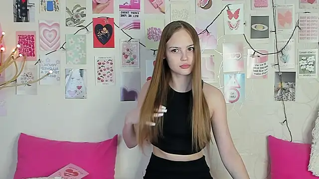 Snapshot of little_radiant_sun chatting on 20, 2, 2026 little radiant sun online show from 20, 2, 2026