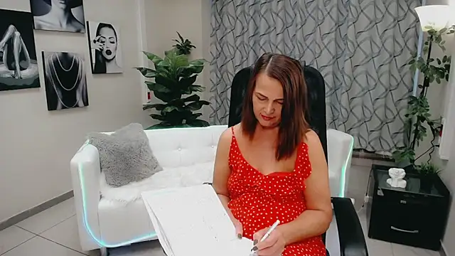 Favorite 0 online show from 14, 11, 2025