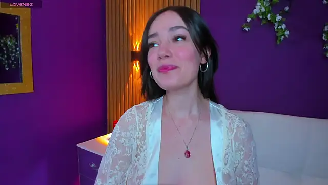 Snapshot of Kate_Amaretto_ chatting on 12, 12, 2024 Kate Amaretto online show from 12, 12, 2024