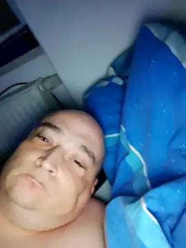 Snapshot of Jens7979 chatting on 3, 10, 2025 Jens7979 online show from 3, 10, 2025