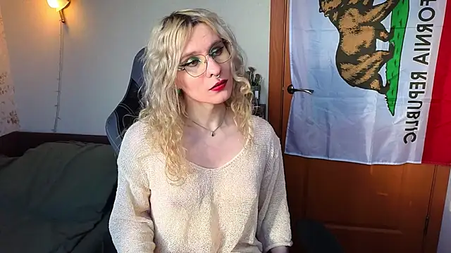 Lori Myaf online show from 5, 2, 2026