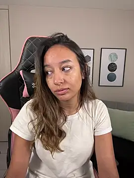 DianaHopson online show from 9, 3, 2025