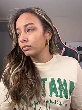 DianaHopson online show from 24, 10, 2025