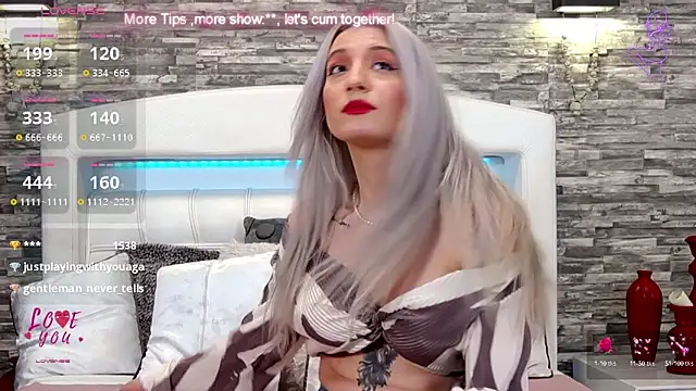 Snapshot of Ella_Charm chatting on 19, 1, 2025 Ella Charm online show from 19, 1, 2025