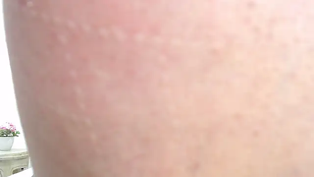 TiffanyFox1 online show from 18, 1, 2025