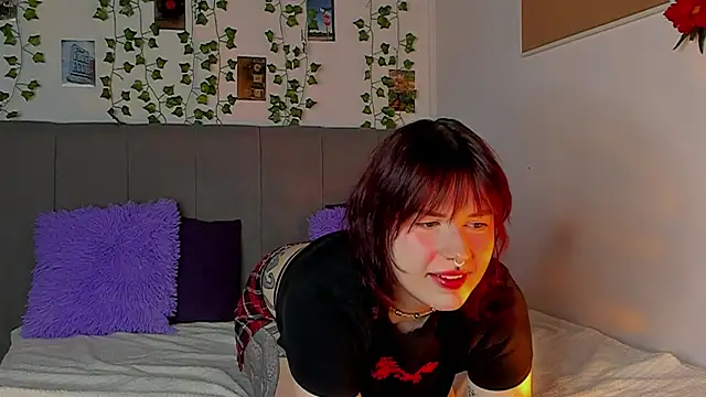 miss Lizzy online show from 16, 1, 2025