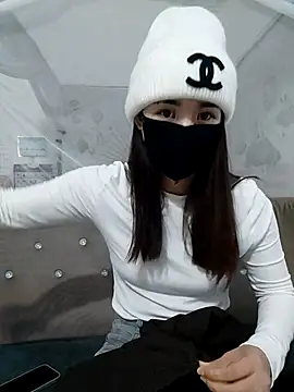 I AM NOT A SLUT online show from 25, 11, 2025