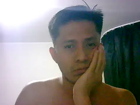 Snapshot of SA-Petrus chatting on 5, 12, 2025 SA-Petrus online show from 5, 12, 2025