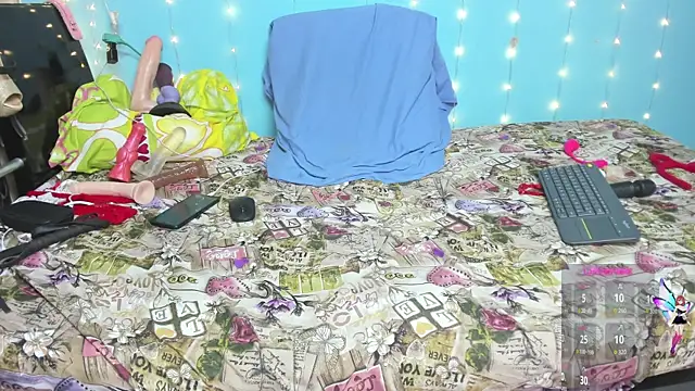 natacha wolf online show from 22, 3, 2025