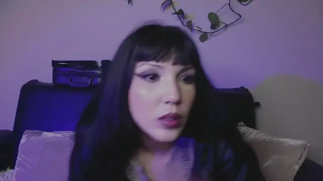 Snapshot of aomi_xo chatting on 12, 2, 2025 aomi xo online show from 12, 2, 2025