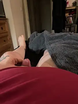 Snapshot of chatting on 18, 12, 2025 online show from 18, 12, 2025