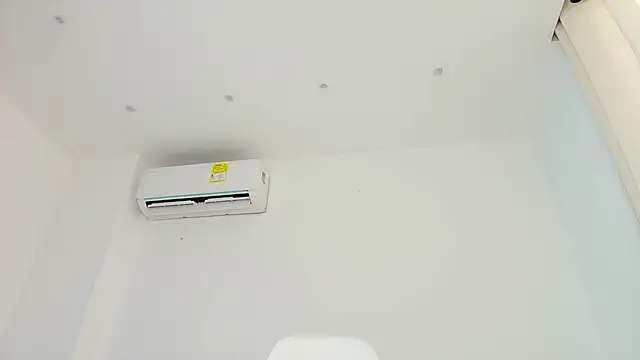 mollyrivera online show from 28, 3, 2026