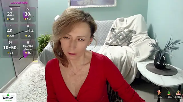 Snapshot of HornyMilf_777 chatting on 27, 10, 2025 HornyMilf 777 online show from 27, 10, 2025