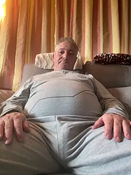 Snapshot of Russirayu chatting on 20, 3, 2025 Russirayu online show from 20, 3, 2025