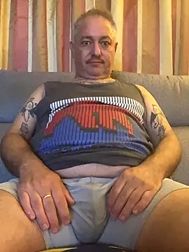 Snapshot of Russirayu chatting on 19, 10, 2025 Russirayu online show from 19, 10, 2025