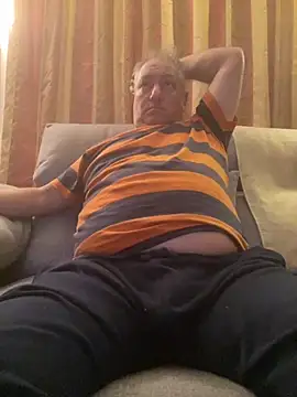 Snapshot of Russirayu chatting on 15, 11, 2025 Russirayu online show from 15, 11, 2025