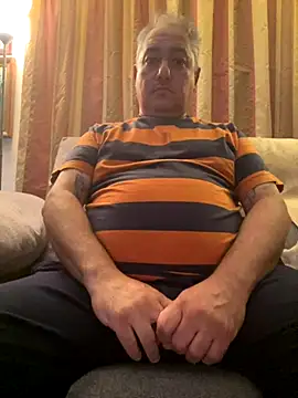 Snapshot of Russirayu chatting on 16, 11, 2025 Russirayu online show from 16, 11, 2025