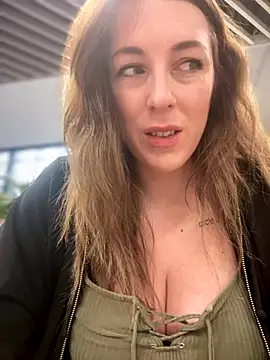 MommmyYummy online show from 12, 11, 2025