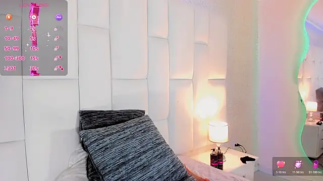 andrea alvarz online show from 6, 4, 2026