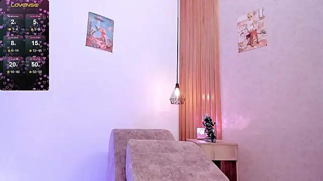 PawgGirl18 online show from 17, 3, 2025