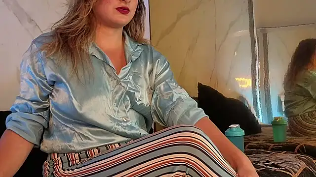 Snapshot of CandyQueenGold chatting on 23, 3, 2026 CandyQueenGold online show from 23, 3, 2026