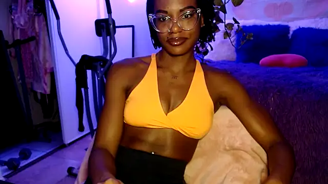 Snapshot of CocoSage chatting on 17, 7, 2026 CocoSage online show from 17, 7, 2026