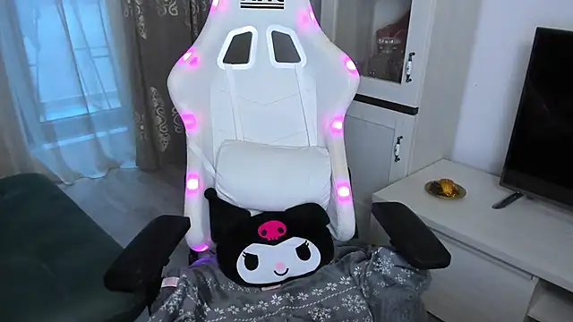 EveEvian online show from 13, 2, 2025