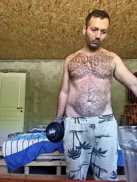 Snapshot of florin421 chatting on 31, 5, 2026 florin421 online show from 31, 5, 2026