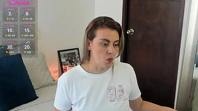 Snapshot of V_monse chatting on 15, 2, 2026 V monse online show from 15, 2, 2026