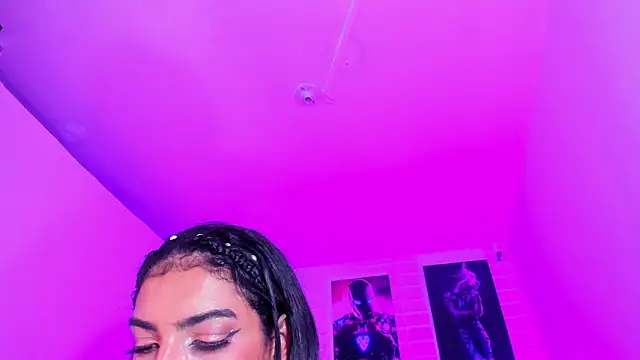 Snapshot of Alahia_Rodriguez chatting on 1, 3, 2025 Alahia Rodriguez online show from 1, 3, 2025