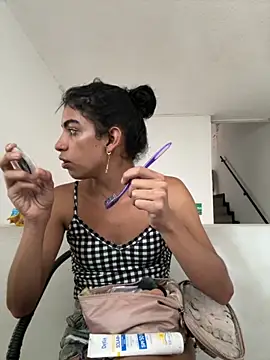 Snapshot of Alahia_Rodriguez chatting on 31, 10, 2025 Alahia Rodriguez online show from 31, 10, 2025