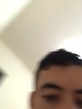 Snapshot of Henrique333Ramalho chatting on 1, 2, 2025 Henrique333Ramalho online show from 1, 2, 2025