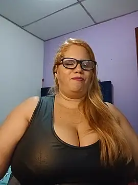 Snapshot of EllisW8 chatting on 12, 6, 2026 EllisW8 online show from 12, 6, 2026