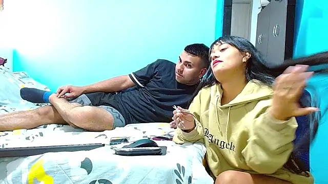 Snapshot of 2ScarletandRyan8 chatting on 14, 1, 2025 2ScarletandRyan8 online show from 14, 1, 2025