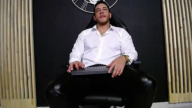 Snapshot of Maxxxpowerful chatting on 14, 12, 2024 Maxxxpowerful online show from 14, 12, 2024