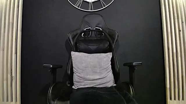 Snapshot of Maxxxpowerful chatting on 8, 2, 2025 Maxxxpowerful online show from 8, 2, 2025