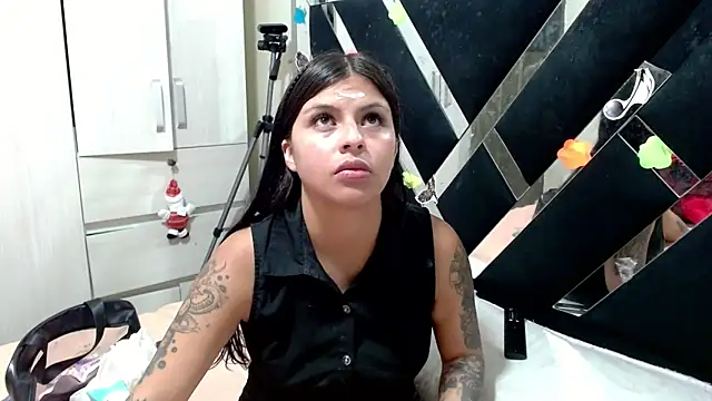 Snapshot of katery_wok11 chatting on 23, 4, 2026 katery wok11 online show from 23, 4, 2026