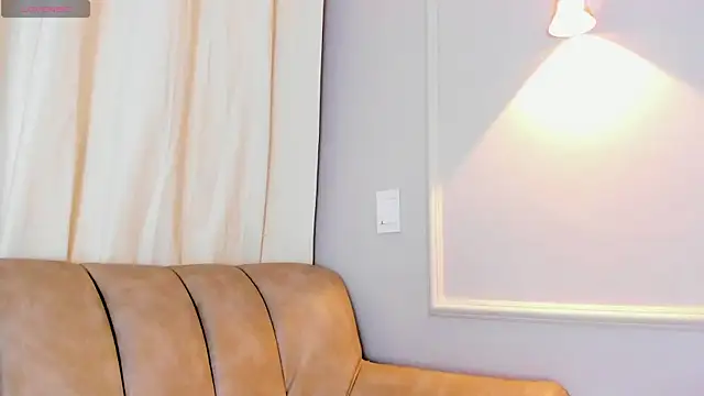 Lia walton online show from 31, 12, 2024