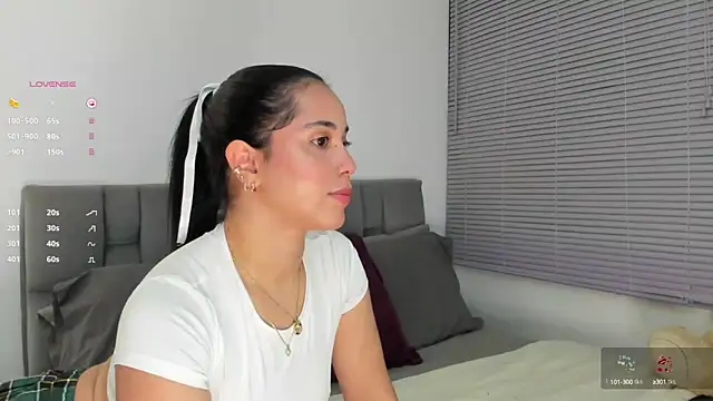 Gigi-bom online show from 4, 10, 2025