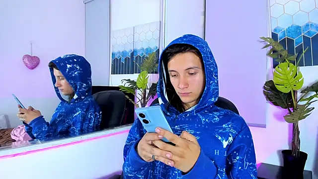 Feniix   online show from 13, 3, 2025