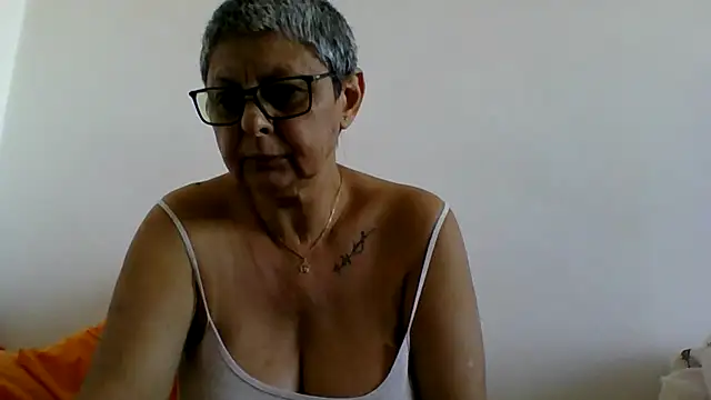 Snapshot of roseblak42 chatting on 23, 7, 2026 roseblak42 online show from 23, 7, 2026