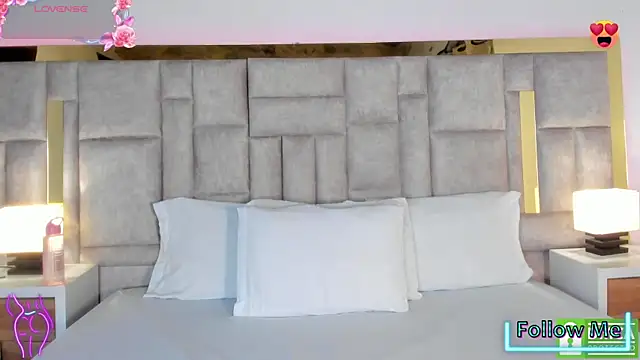 Miss Abigail  online show from 6, 3, 2025