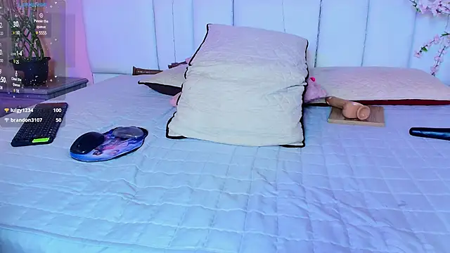 kiana cream online show from 6, 3, 2025