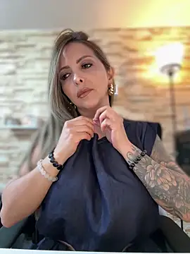  Abril-Office1 online show from 23, 2, 2026