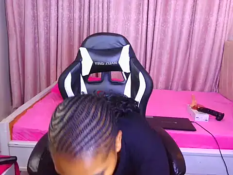 Pretty-shally online show from 26, 2, 2026