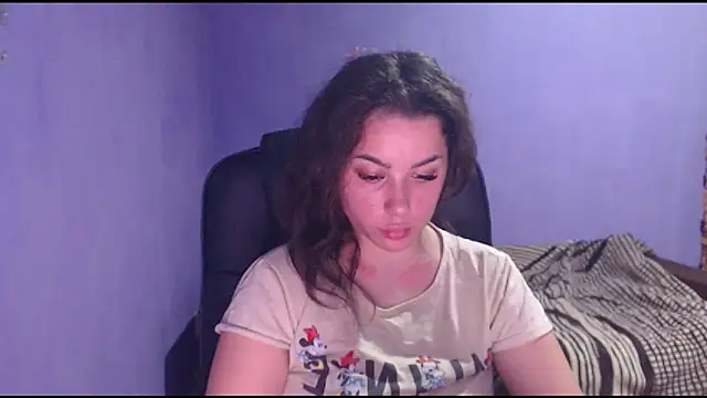 Snapshot of LovelyJulliette chatting on 19, 1, 2025 LovelyJulliette online show from 19, 1, 2025