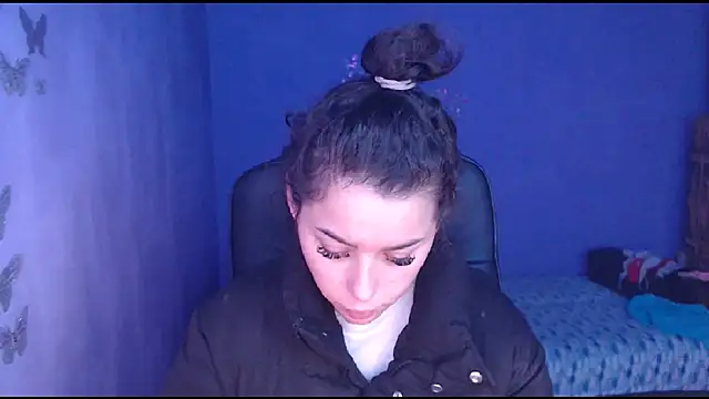 Snapshot of LovelyJulliette chatting on 21, 1, 2025 LovelyJulliette online show from 21, 1, 2025
