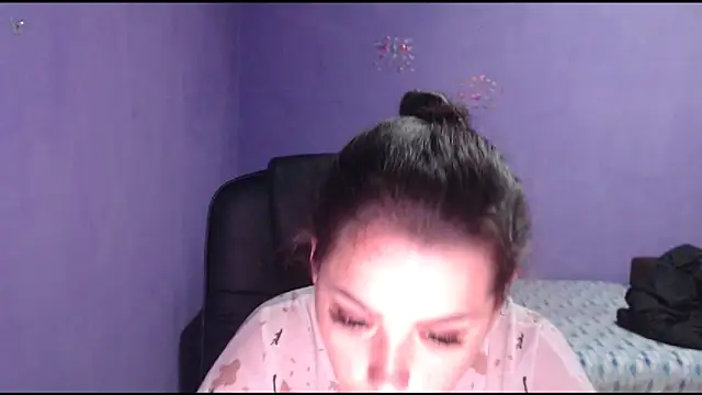 Snapshot of LovelyJulliette chatting on 28, 1, 2025 LovelyJulliette online show from 28, 1, 2025